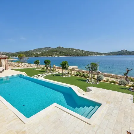 Villa Gagliana *